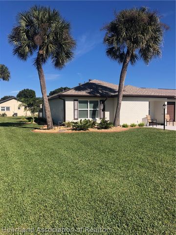 13 Hillcrest Street, Lake Placid, FL 33852