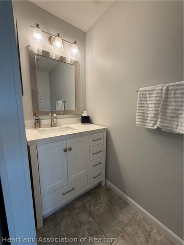 13 Hillcrest Street, Lake Placid, FL 33852