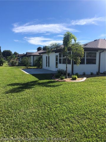 13 Hillcrest Street, Lake Placid, FL 33852