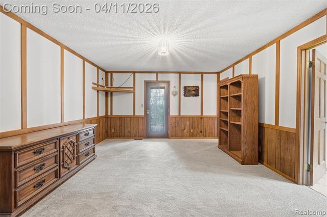 11509 Nora Drive, Fenton, MI 48430