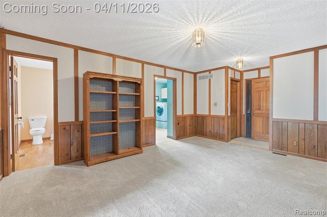 11509 Nora Drive, Fenton, MI 48430