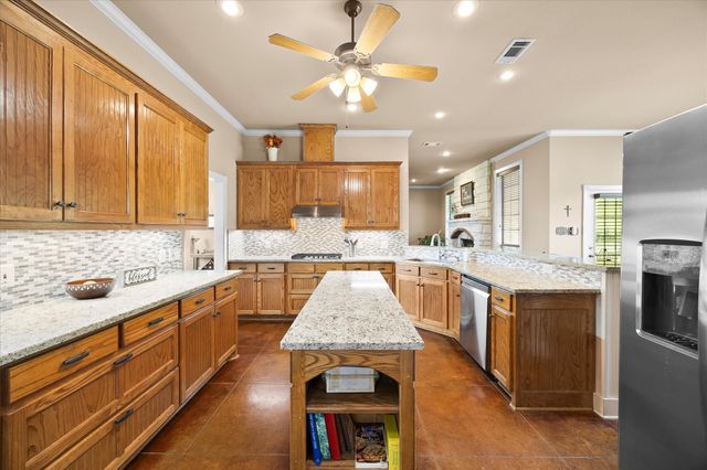 281 High Plains Trail, Royse City, TX 75189