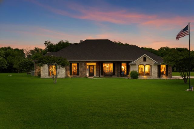 281 High Plains Trail, Royse City, TX 75189