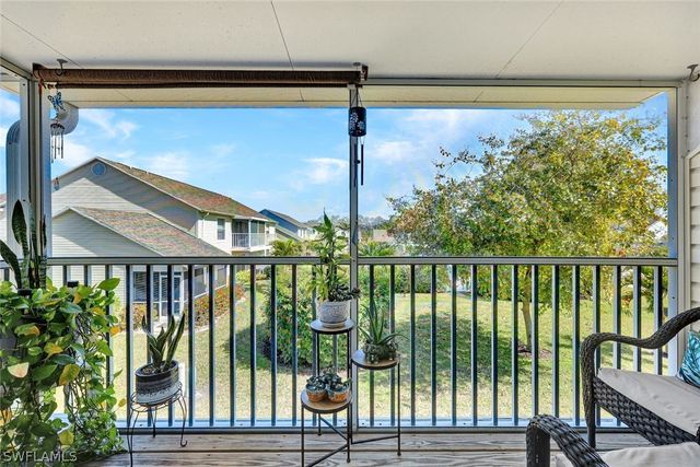 1599 Trafalgar LN O201, Naples, FL 34116