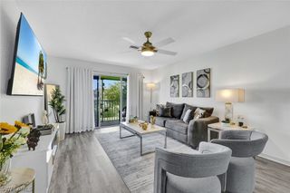1599 Trafalgar LN O201, Naples, FL 34116
