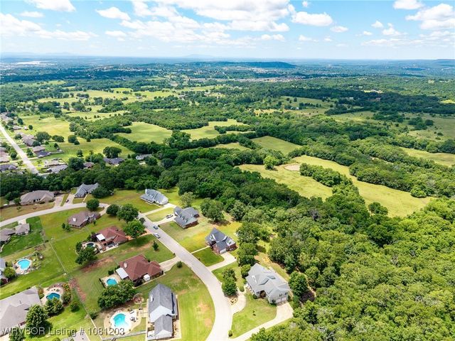 3637 Marshall Circle, Van Buren, AR 72956