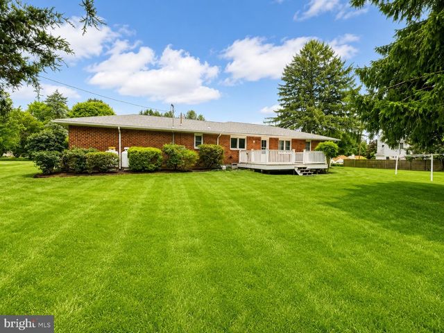 101 PARK DR, Doylestown, PA 18901
