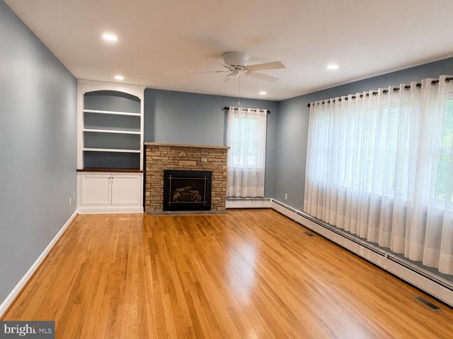 101 PARK DR, Doylestown, PA 18901