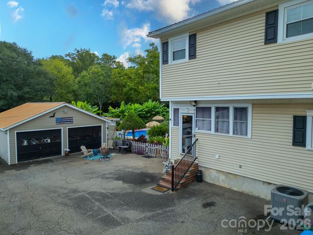 367 Main Street, Mcadenville, NC 28101