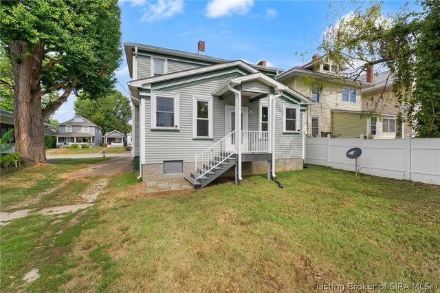 814 E Court Avenue, Jeffersonville, IN 47130