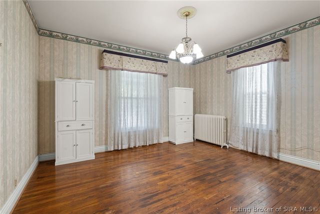 814 E Court Avenue, Jeffersonville, IN 47130