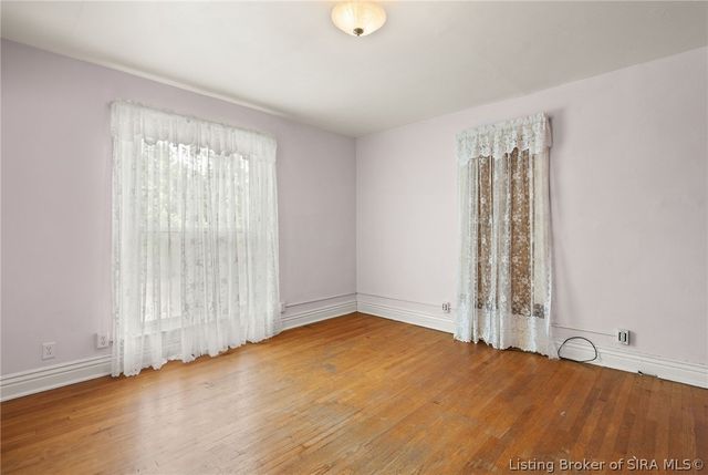 814 E Court Avenue, Jeffersonville, IN 47130
