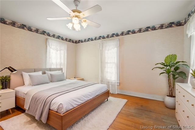 814 E Court Avenue, Jeffersonville, IN 47130