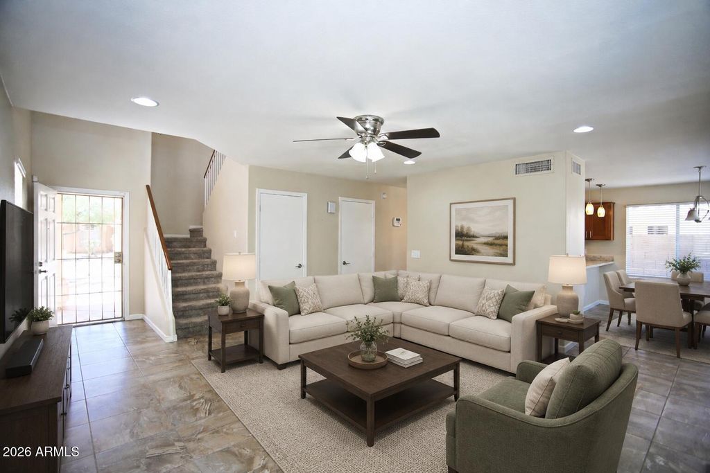 Image 37 of property listing at 1132 W BLUEBIRD Drive, Chandler, AZ 85286