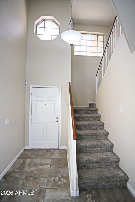 Image 9 of property listing at 1132 W BLUEBIRD Drive, Chandler, AZ 85286