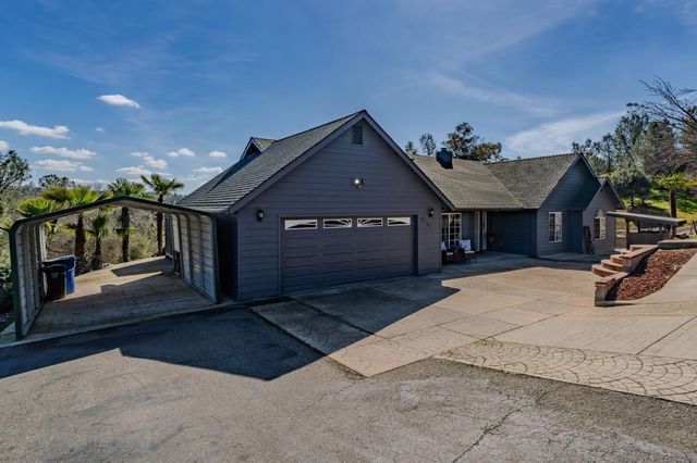 7151 Conner Dr, Valley Springs, CA 95252