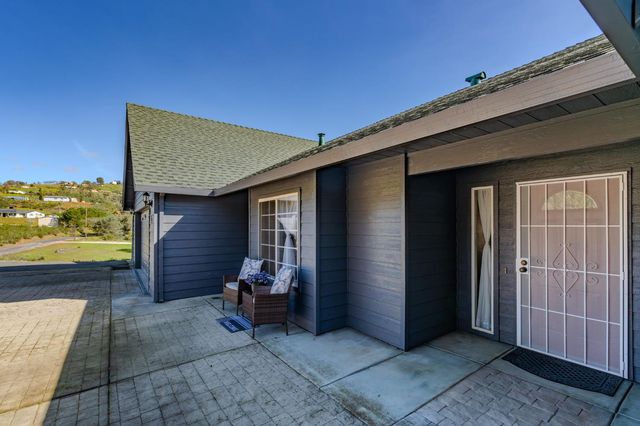 7151 Conner Dr, Valley Springs, CA 95252