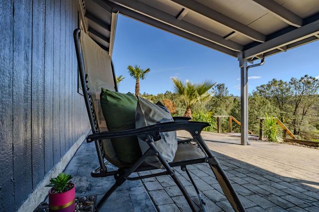 7151 Conner Dr, Valley Springs, CA 95252