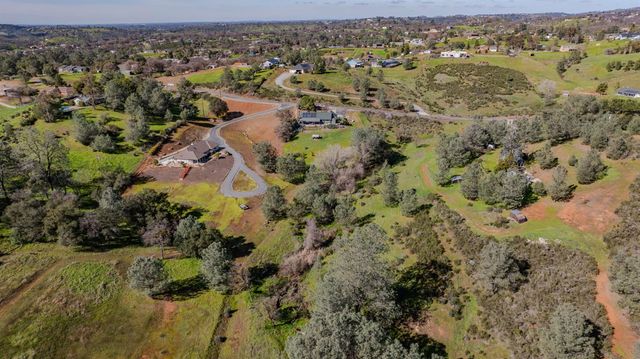 7151 Conner Dr, Valley Springs, CA 95252