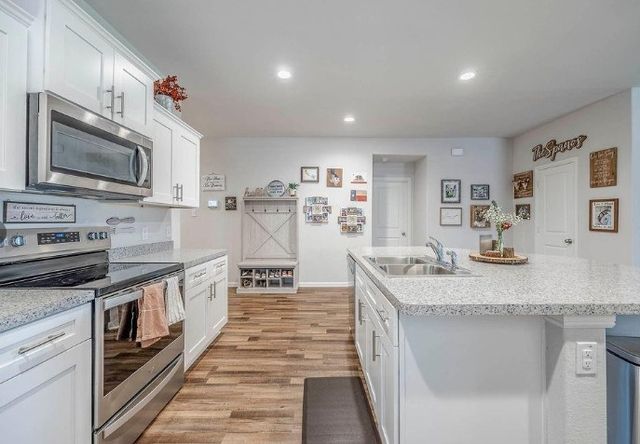 421 Atmore Street, Azle, TX 76020