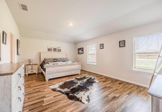 421 Atmore Street, Azle, TX 76020