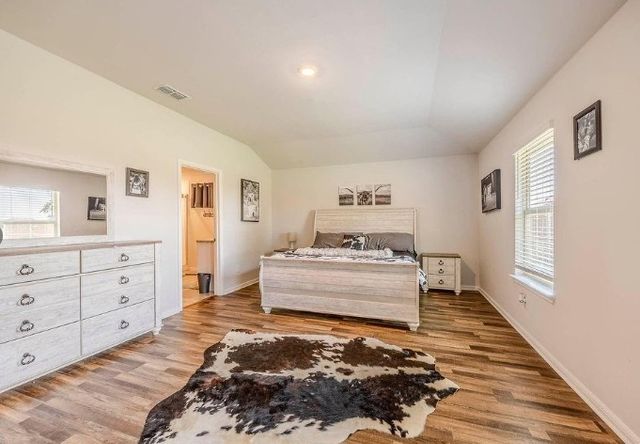 421 Atmore Street, Azle, TX 76020