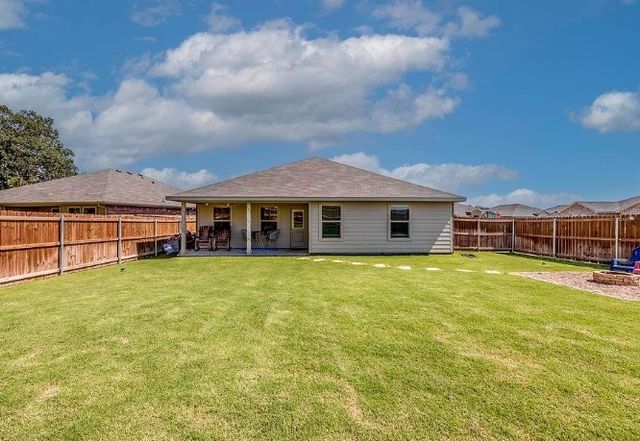 421 Atmore Street, Azle, TX 76020