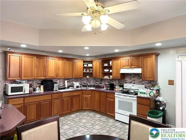 1301 Chew Street, Allentown City, PA 18102