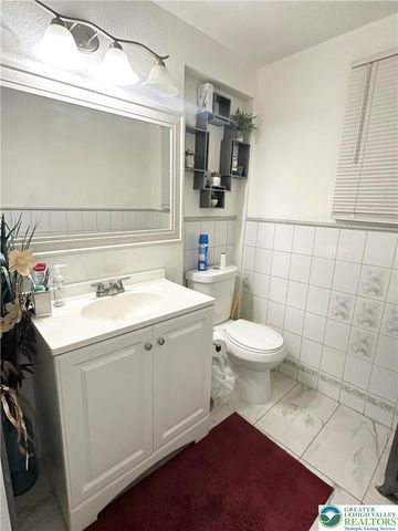 1301 Chew Street, Allentown City, PA 18102