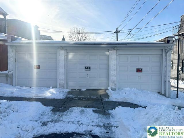 1301 Chew Street, Allentown City, PA 18102