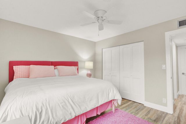 12910 Briarlake Circle 203, Palm Beach Gardens, FL 33418