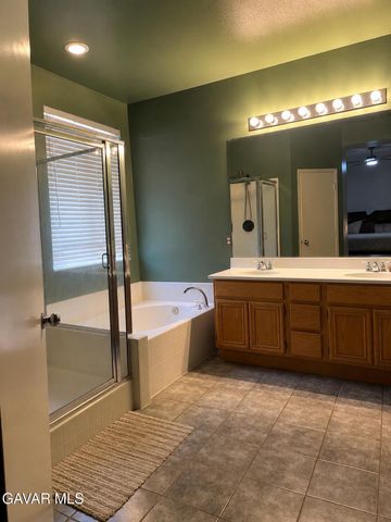 45820 Caledonia Court, Lancaster, CA 93534