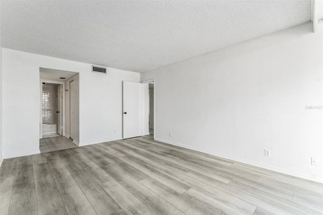6219 PALMA DEL MAR BOULEVARD S 301, St Petersburg, FL 33715