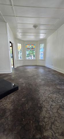 375 South Street, Hollister, CA 95023