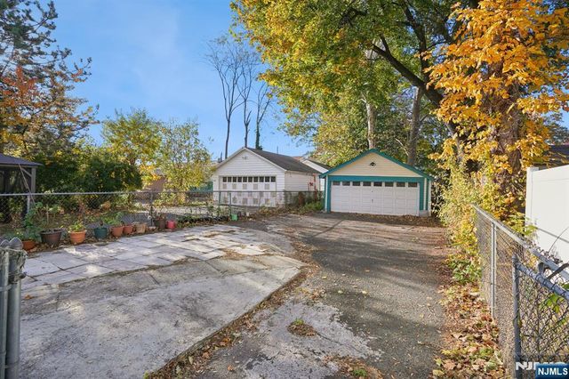 75 Coolidge Street, Irvington, NJ 07111