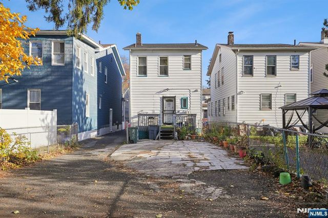 75 Coolidge Street, Irvington, NJ 07111