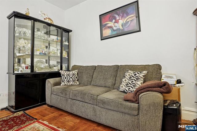 75 Coolidge Street, Irvington, NJ 07111