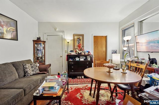 75 Coolidge Street, Irvington, NJ 07111