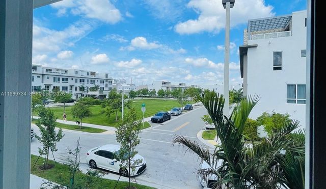 6425 NW 103rd Pl 106, Doral, FL 33178