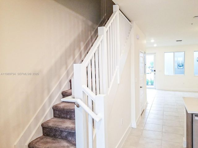 6425 NW 103rd Pl 106, Doral, FL 33178