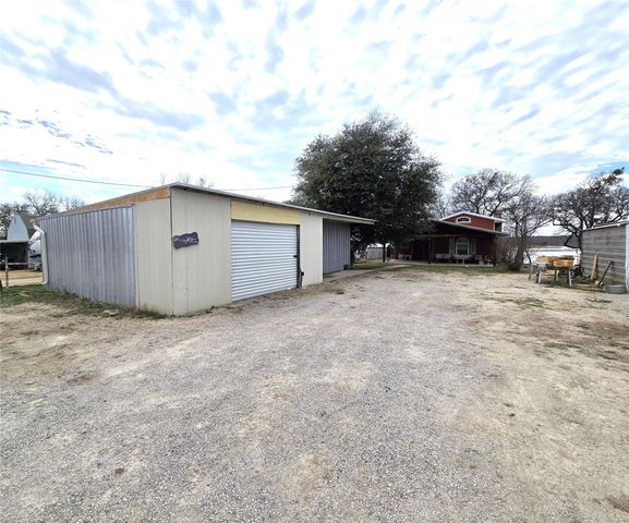 606 County Road 463, Eastland, TX 76448
