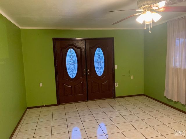 8309 Paradise Road, Lamont, CA 93241