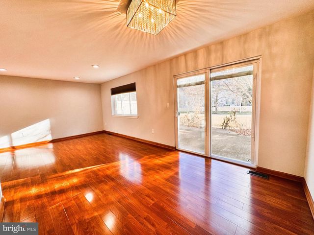 160 THOREAU DRIVE, Plainsboro, NJ 08536