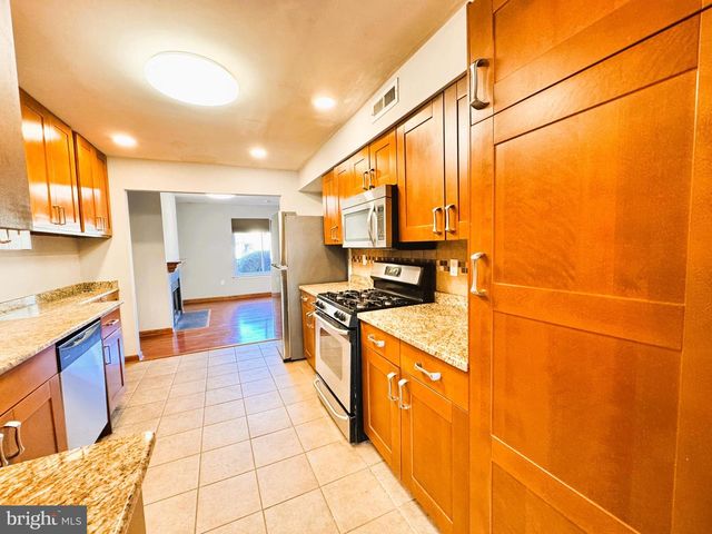 160 THOREAU DRIVE, Plainsboro, NJ 08536