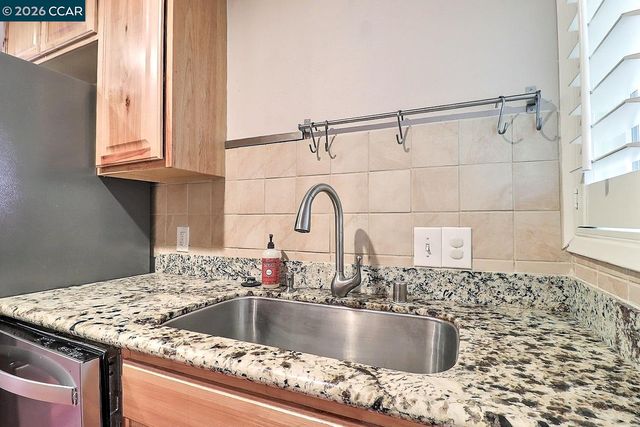 3124 Mount Diablo St, Concord, CA 94518