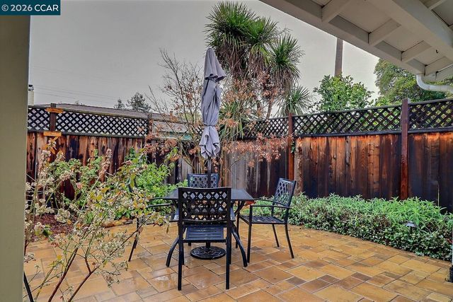 3124 Mount Diablo St, Concord, CA 94518