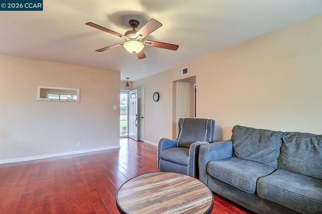 3124 Mount Diablo St, Concord, CA 94518