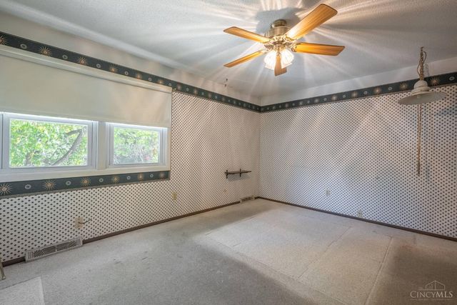 1639 Cheshire Circle, Middletown, OH 45042