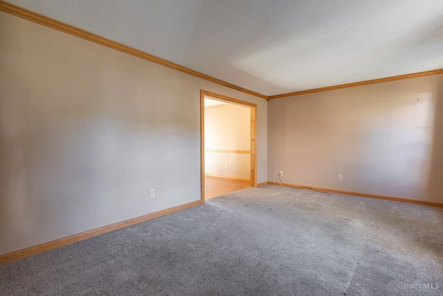 1639 Cheshire Circle, Middletown, OH 45042