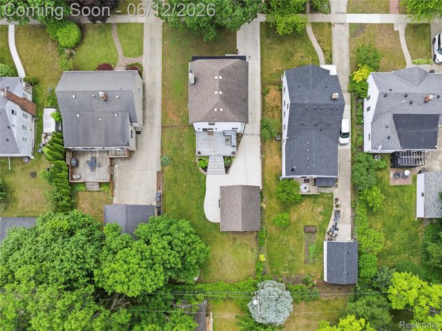 1512 Ferris, Royal Oak, MI 48067
